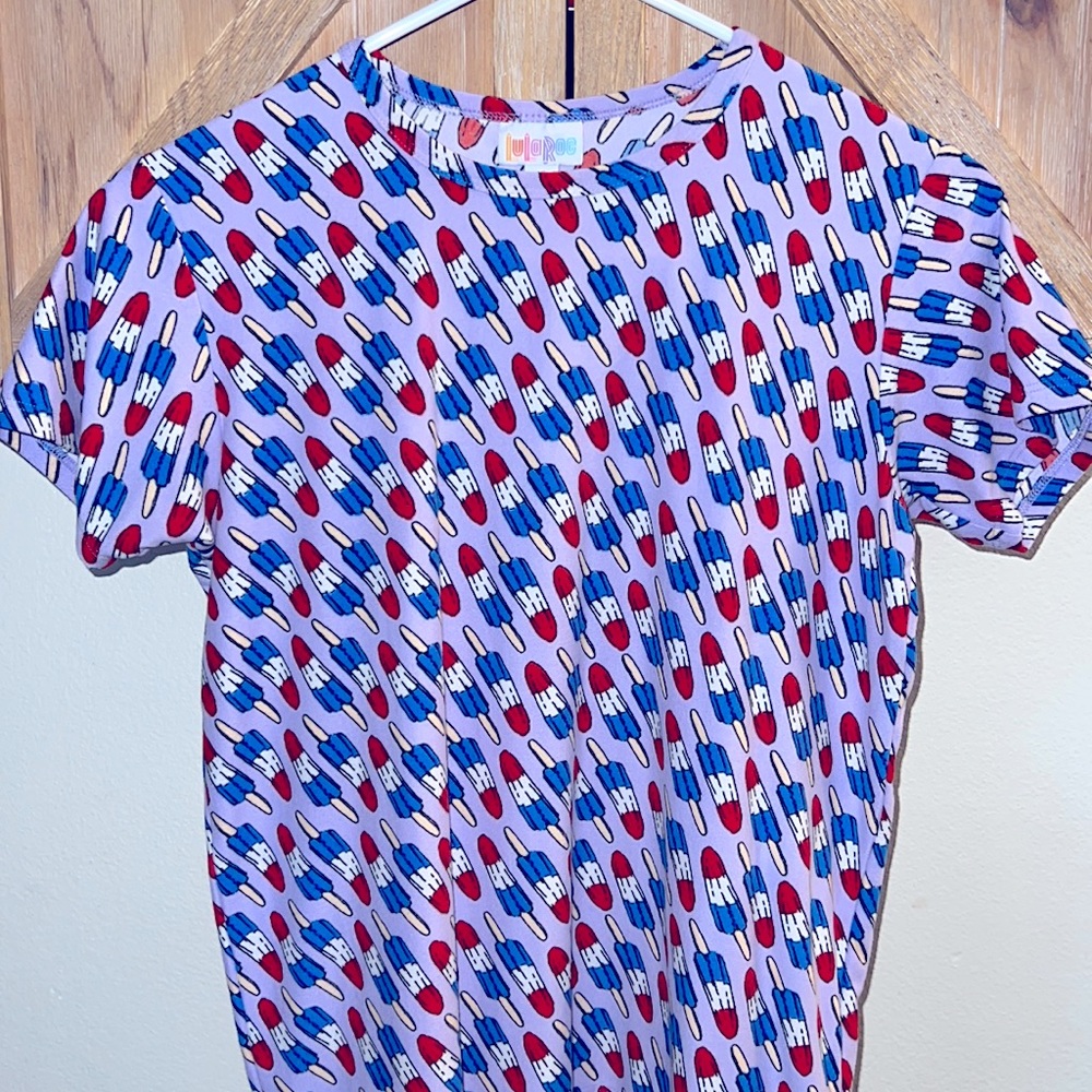 (10) HTF Bomb-Pop Patriotic Summer Gracie Hi-Lo Style Tee Americana Sibling SOFT